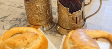 Коломенская пастила, синяя гжель, слон в Измайлово 